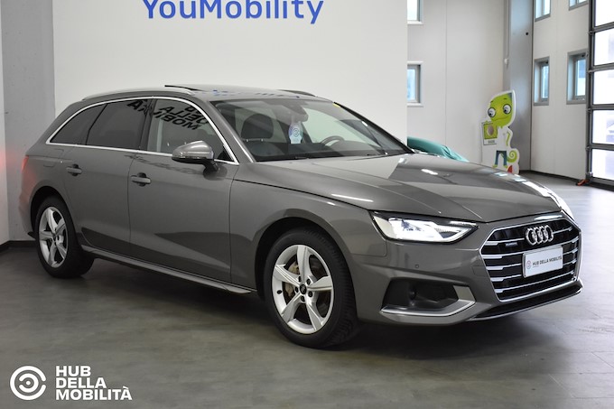 AUDI A4 Avant 40 TDI quattro S tronic Business Advanced